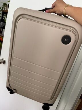 Monos Carry-On Pro Plus - Desert Taupe